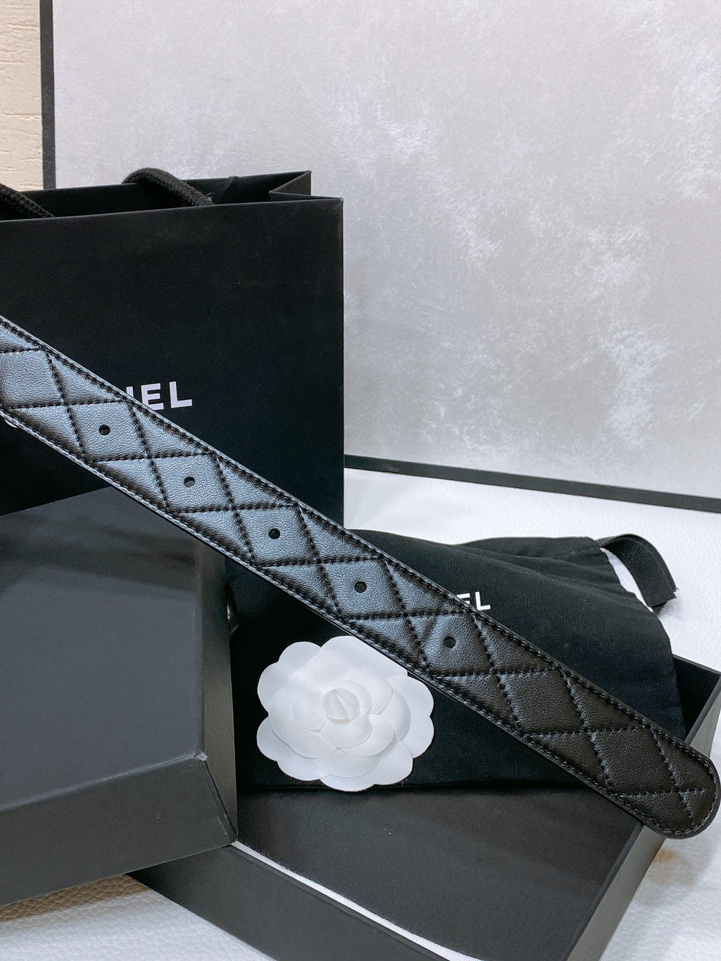 CC 30MM BELT IN BLACK EMBROIDERED CALFSKIN WHITE MIX BLACK METAL HARDWARE